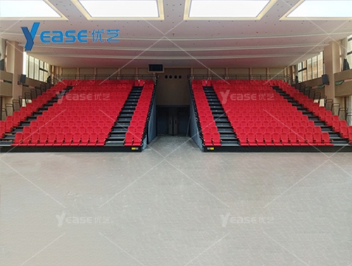 新疆庫(kù)車市大飯店（五星級(jí)酒店）多功能廳